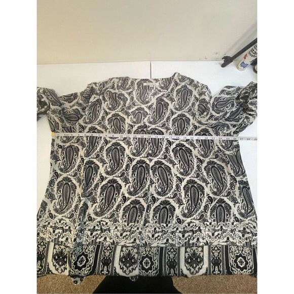 Rose & Olive women’s blouse 2X black white paisley 3/4 sleeve - Picture 3 of 7